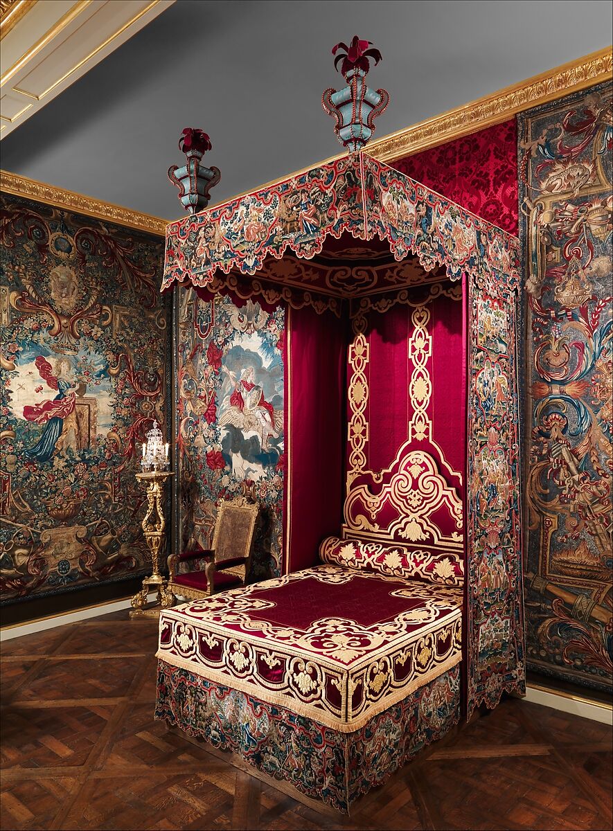 Armchair, Carved and gilded walnut, caning; velvet, French