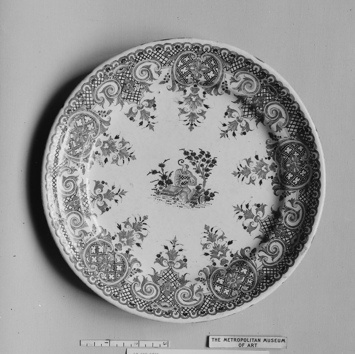 Plate, Faience (tin-glazed earthenware), French, Rouen 