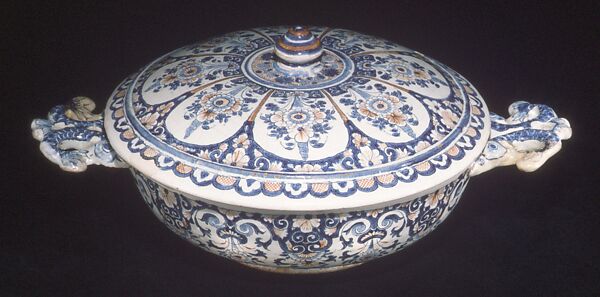 Bowl with cover