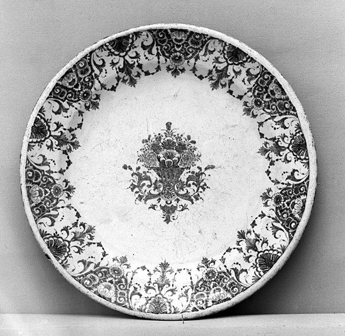 Plate, Faience (tin-glazed earthenware), French, Rouen 