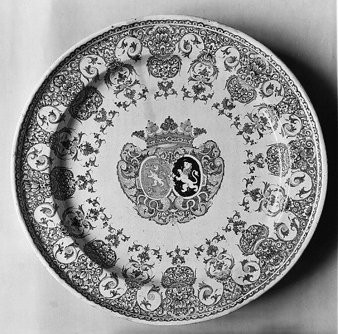 Plateau, Faience (tin-glazed earthenware), French, Rouen 