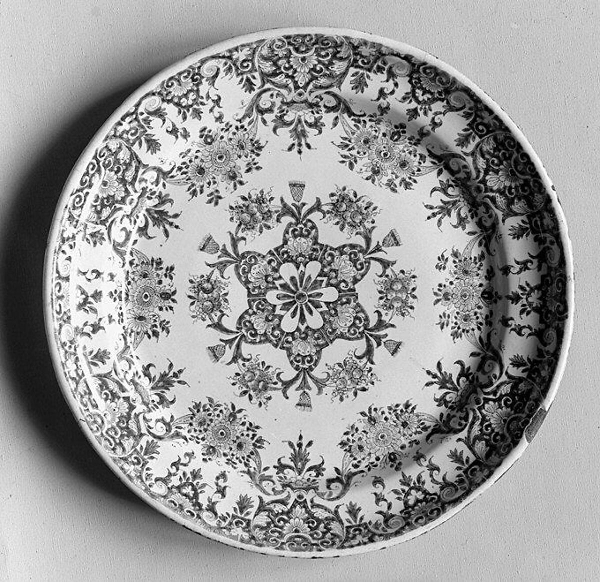 Plate, Faience (tin-glazed earthenware), French, probably Lille 