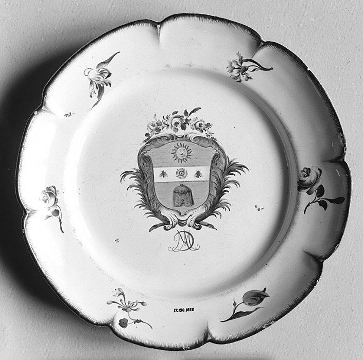 Plate, Faience (tin-glazed earthenware), French, Lunéville 