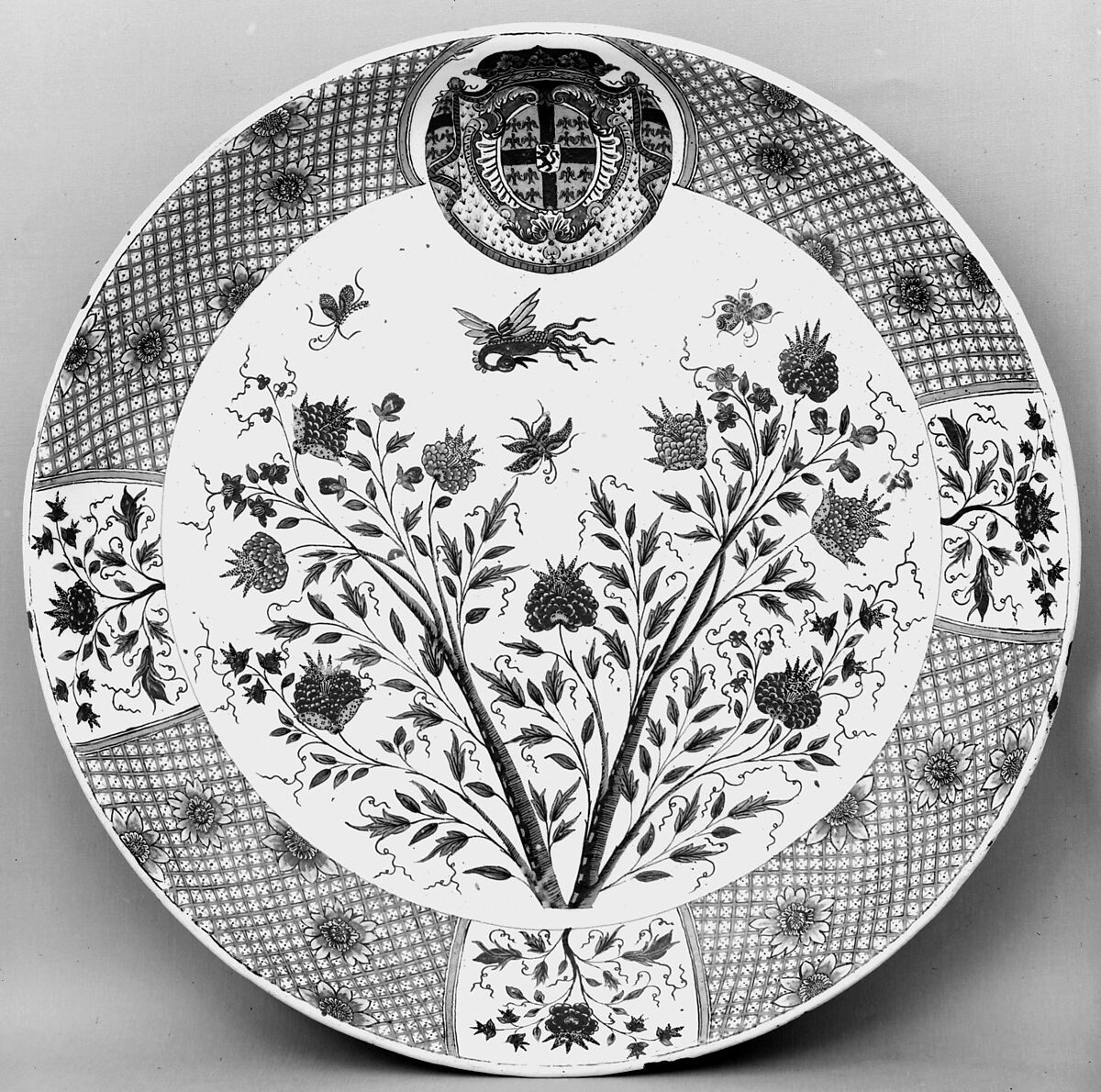 Salad bowl (Saladier), Factory of Jean-Baptiste Guillibaud (working 1720–39), Faience (tin-glazed earthenware), French, Rouen