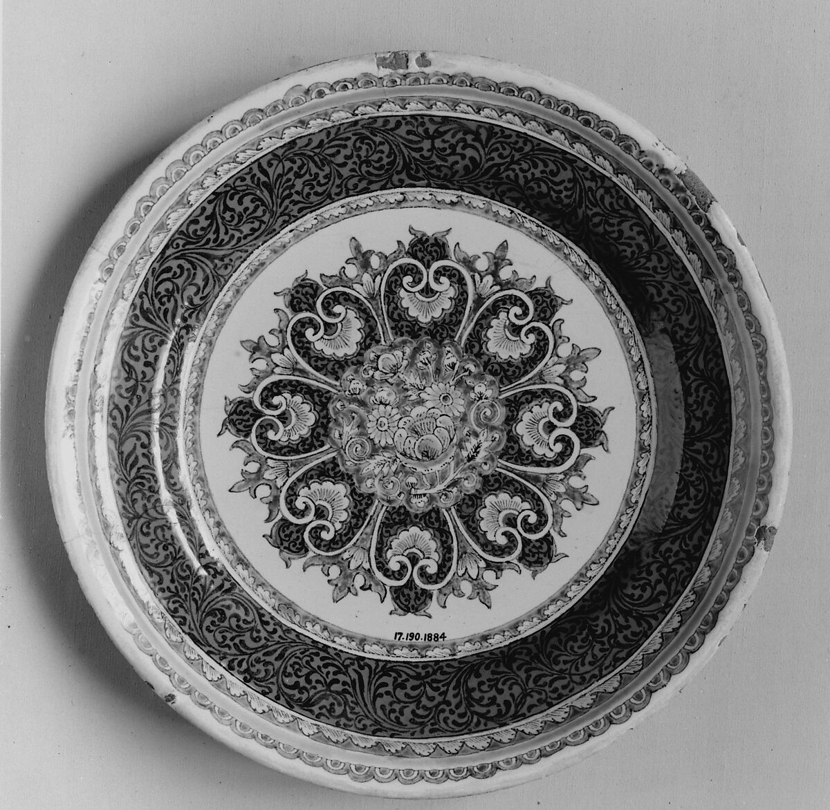 Plate, Faience (tin-glazed earthenware), French, Rouen 