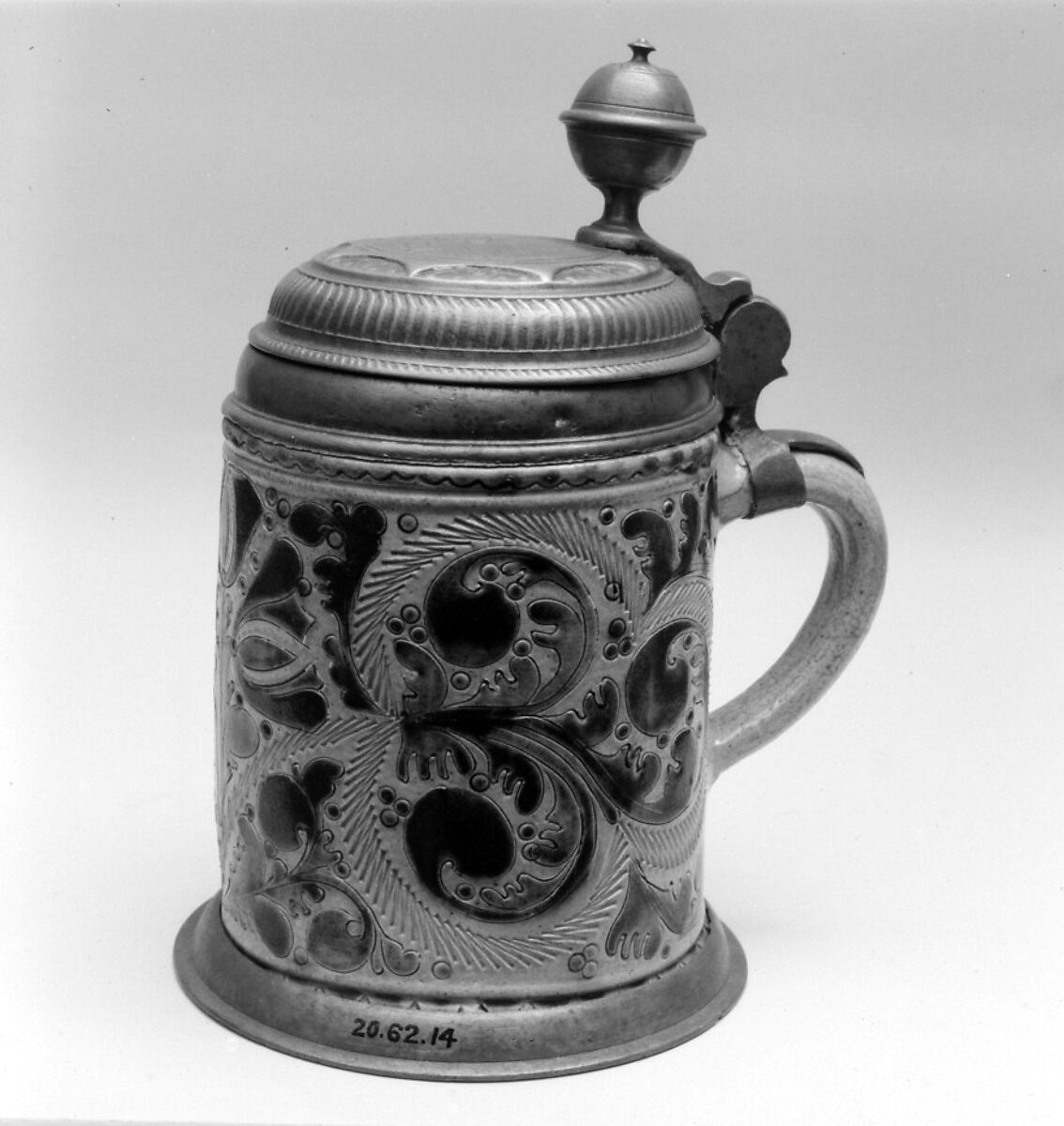 Tankard (Stein), Salt-glazed stoneware; pewter, German, Westerwald 