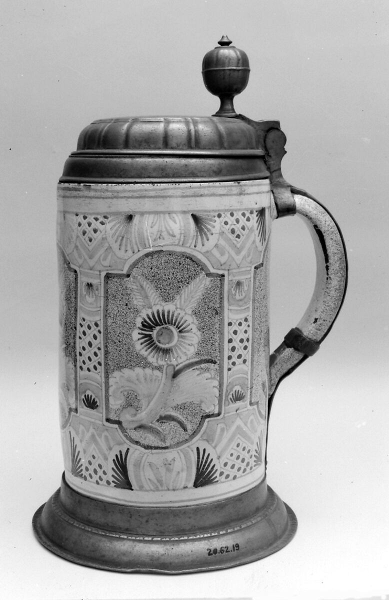 Tankard, Tin-glazed earthenware; pewter, German, Bayreuth 