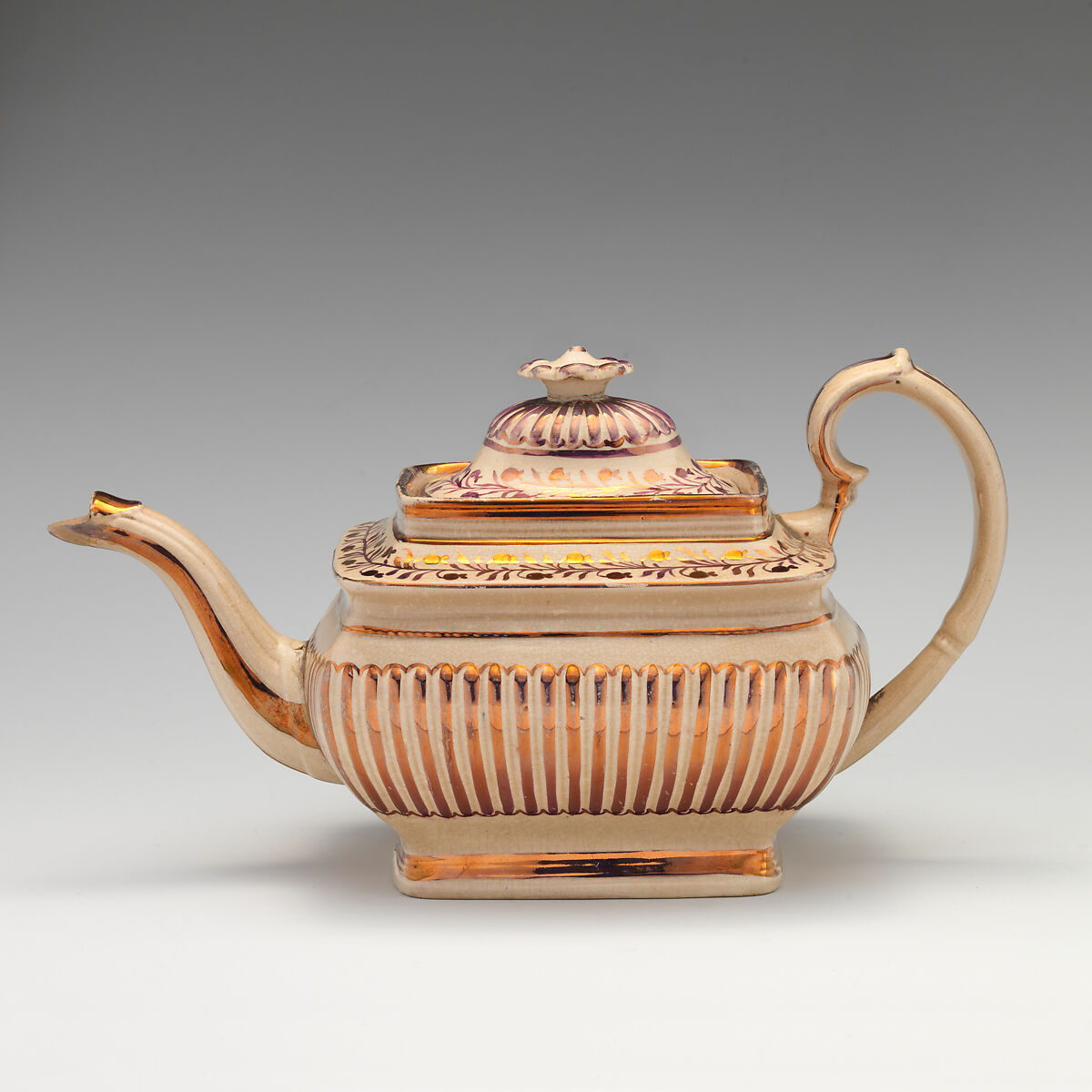 Teapot, Pottery, British, Staffordshire 