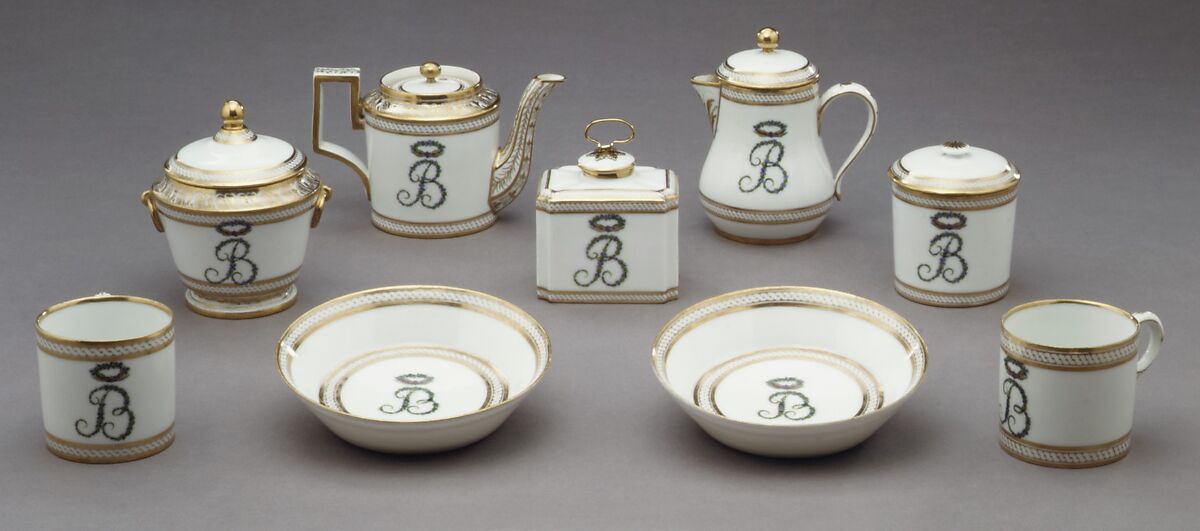 Jar with cover (part of a traveling tea service), Hard-paste porcelain, French, Paris