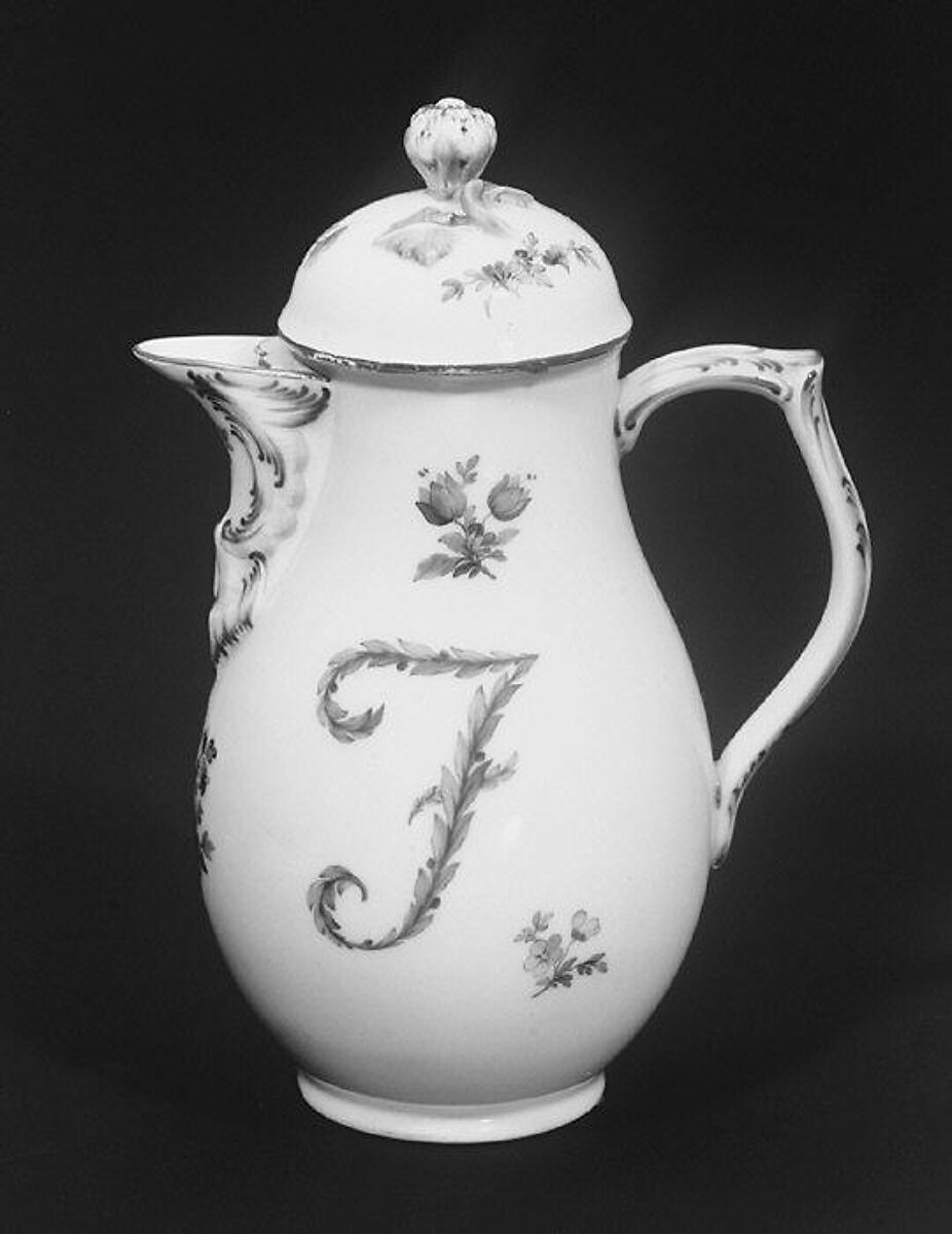 Coffeepot (part of a set), Royal Porcelain Manufactory, Berlin (German, founded 1763), Hard-paste porcelain, German, Berlin