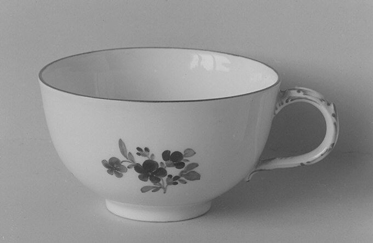 Cup (part of a set), Royal Porcelain Manufactory, Berlin (German, founded 1763), Hard-paste porcelain, German, Berlin 