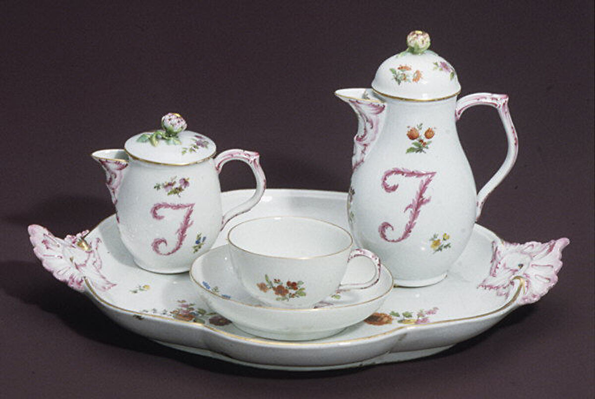 Milk pot with cover, Royal Porcelain Manufactory, Berlin (German, founded 1763), Hard-paste porcelain, German, Berlin