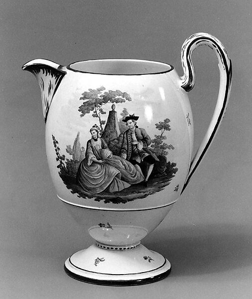 Chocolate pot with cover (part of a set), Josiah Wedgwood and Sons (British, Etruria, Staffordshire, 1759–present), Creamware, British, Etruria, Staffordshire and Leeds