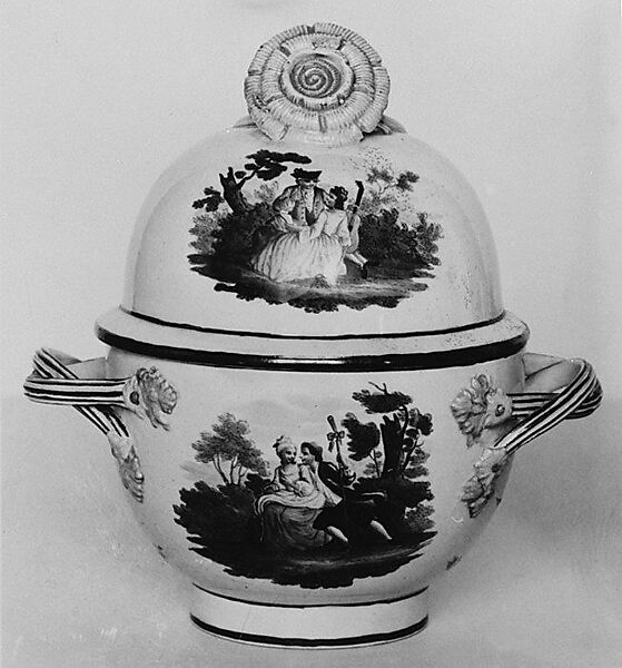 Sugar bowl (part of a set), Creamware, probably British, Leeds with probably London decoration 