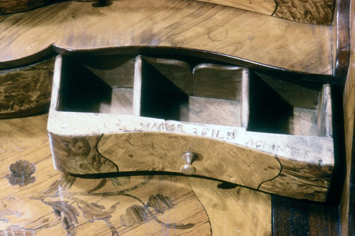 Slant-top desk, Jean-François Hache (fils, called Hache l'ainé) (1730–1801/2), Walnut, kingwood and various marquetry woods, some stained; gilt bronze, French, Grenoble