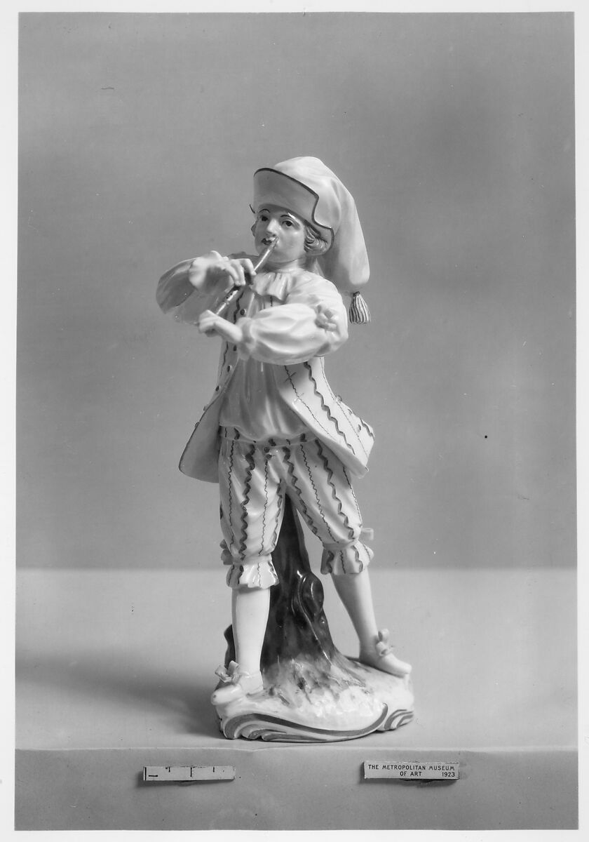 Flute player, Frankenthal Porcelain Manufactory (German), Hard-paste porcelain, German, Frankenthal 