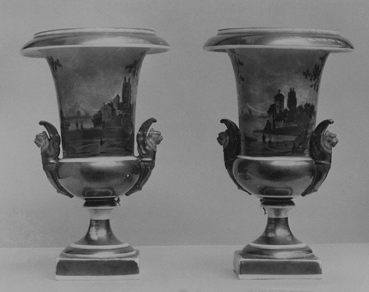 Pair of vases, Hard-paste porcelain, probably French, Paris 