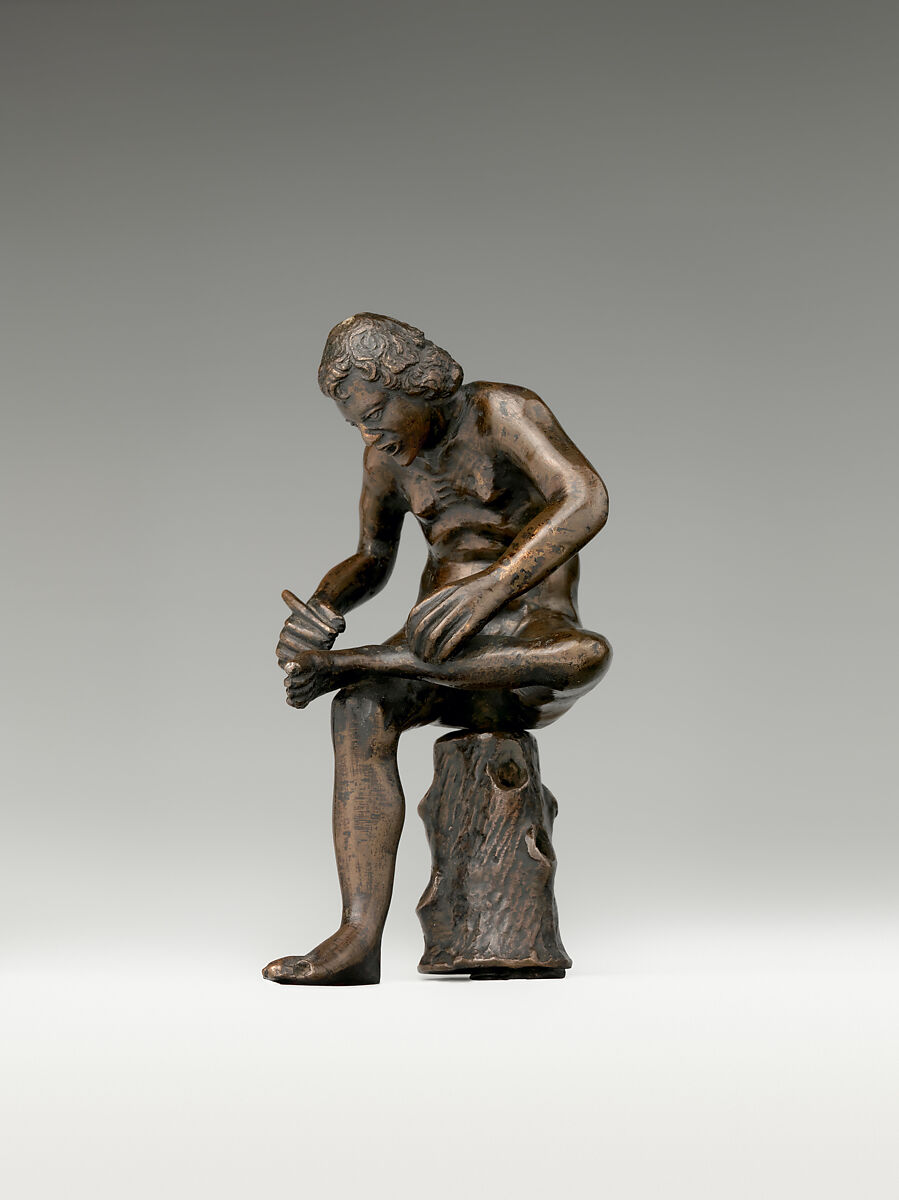 Spinario (boy pulling a thorn from his foot), Workshop of Severo Calzetta da Ravenna (Italian, active by 1496, died before 1543), Bronze on green marble base, Italian, Padua or Ravenna 