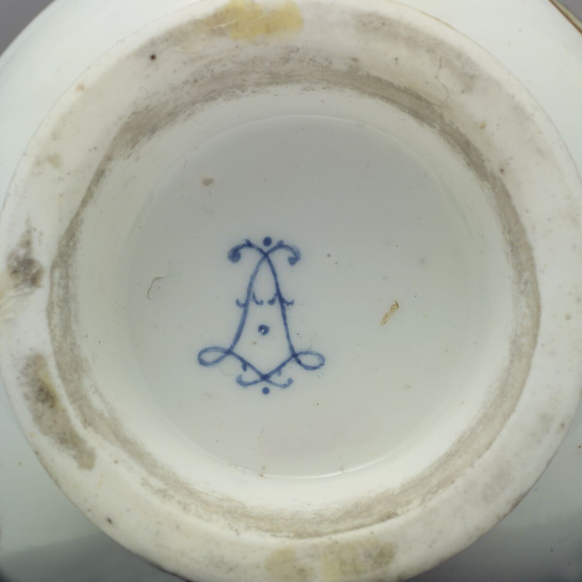 Wine glass cooler (seau à verre), Vincennes Manufactory (French, ca. 1740–1756), Soft-paste porcelain, French, Vincennes