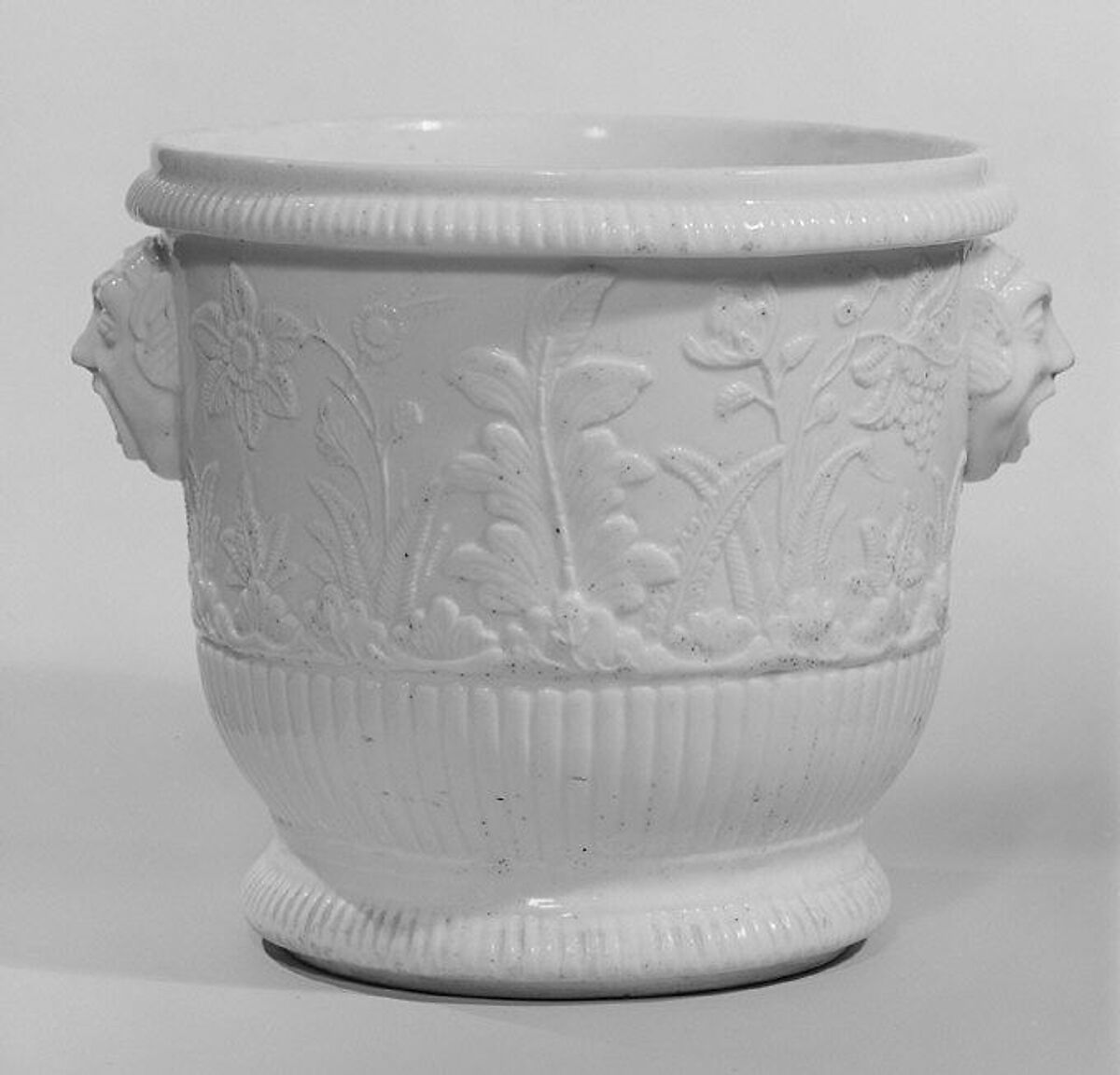 Bottle cooler (seau à bouteille), Saint-Cloud factory (French, mid-1690s–1766), Soft-paste porcelain, French, Saint-Cloud 