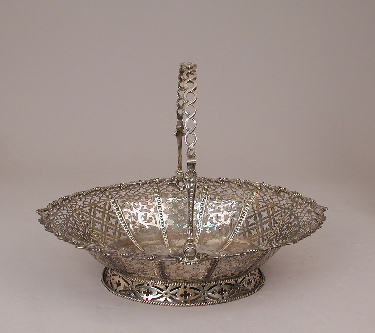 Cake basket, William Plummer (entered 1755), Silver, British, London 