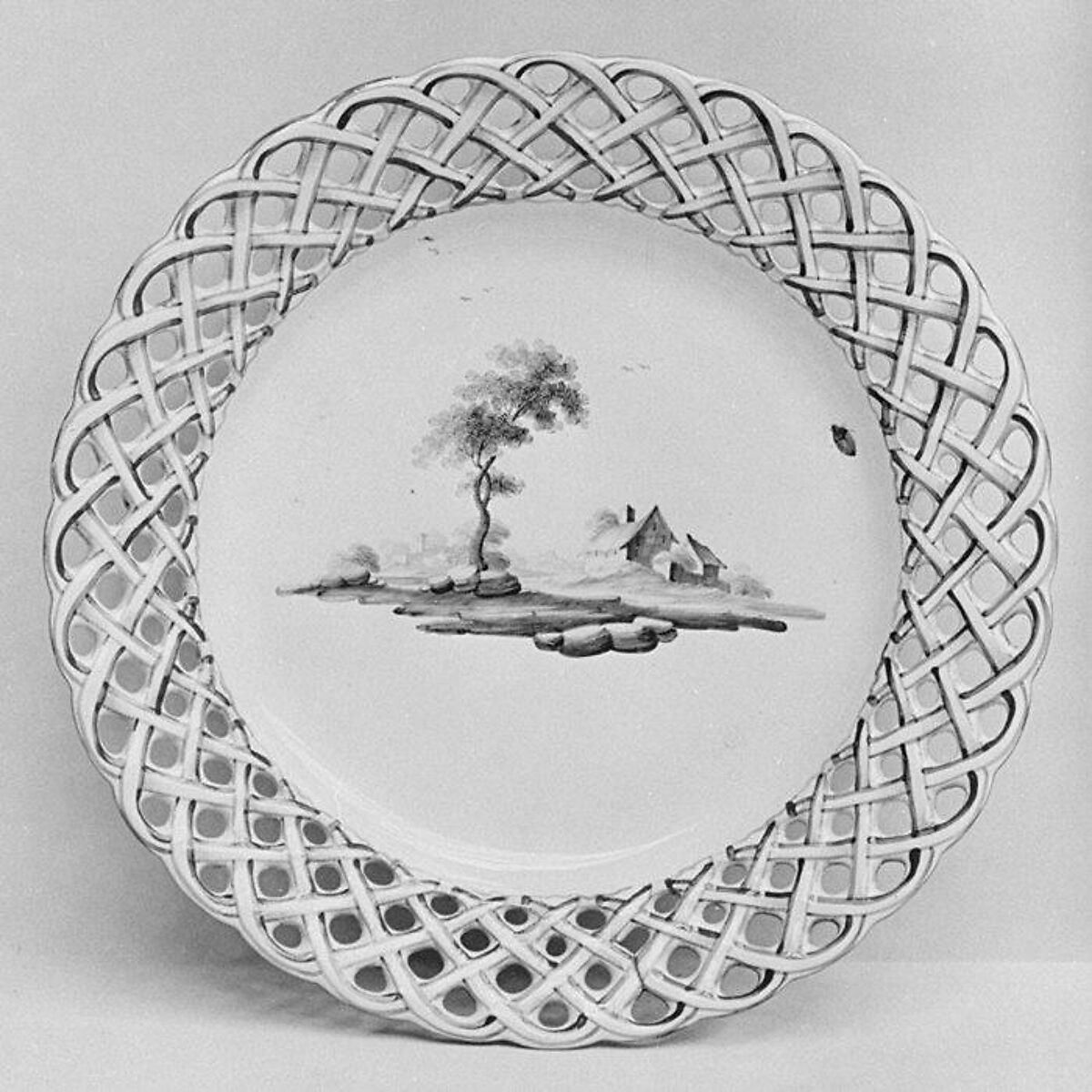 Plate, Glazed earthenware, French, Niderviller 