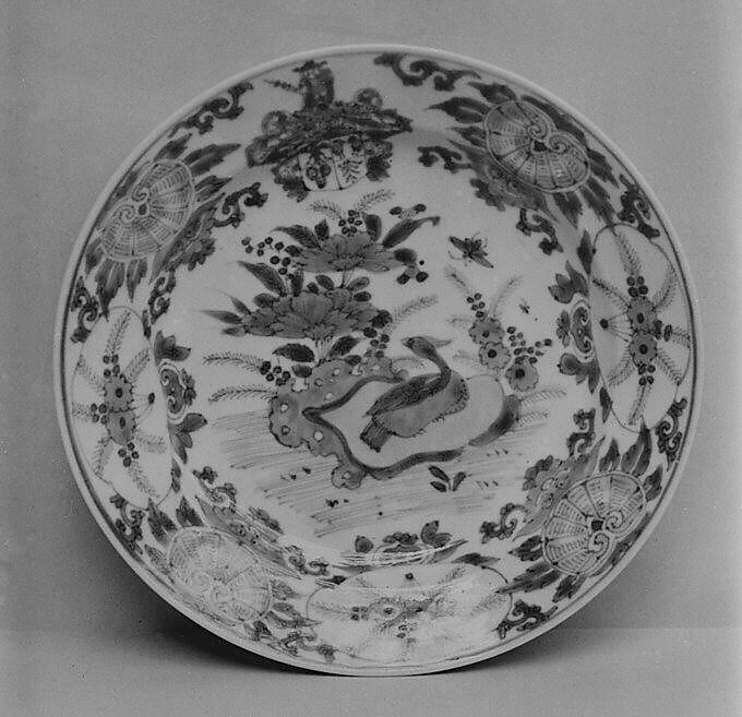 Dish, Hard-paste porcelain, Chinese, for Dutch market 