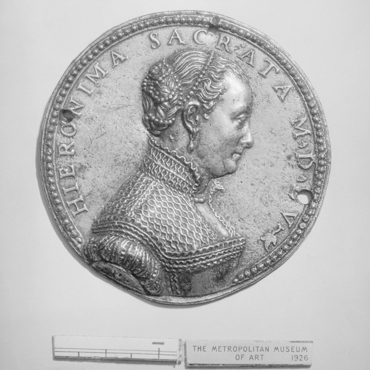 Girolama Sacrata, Medalist: Pastorino di Giovan Michele de&#39; Pastorini (1508–1592), Gilt bronze, Italian 