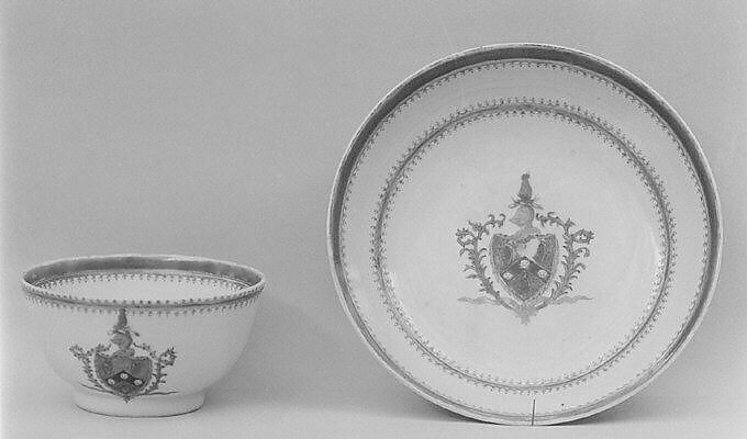Cup and saucer, Hard-paste porcelain, Chinese, for British market 