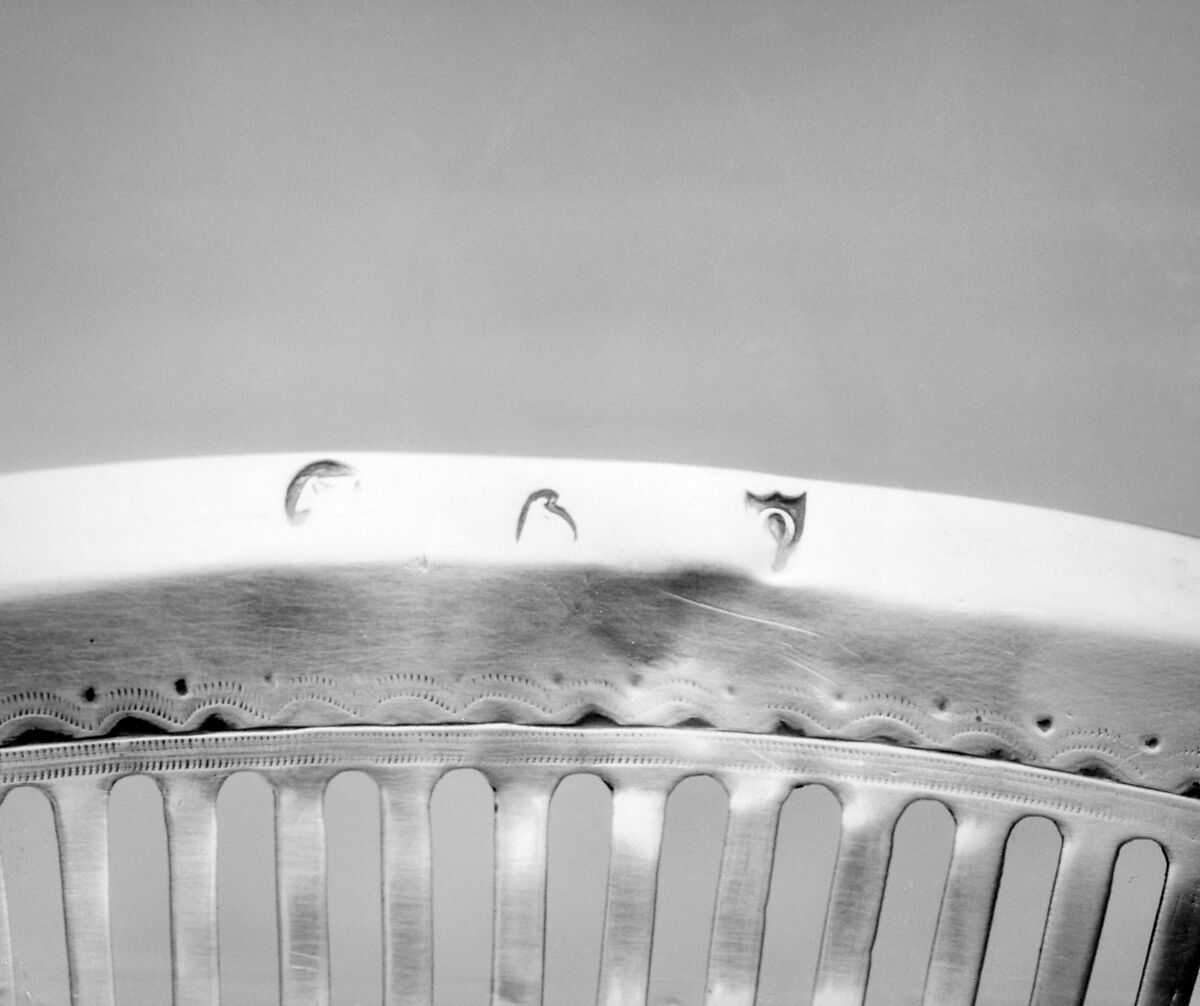 Dish ring, Silver, glass, Irish, Dublin