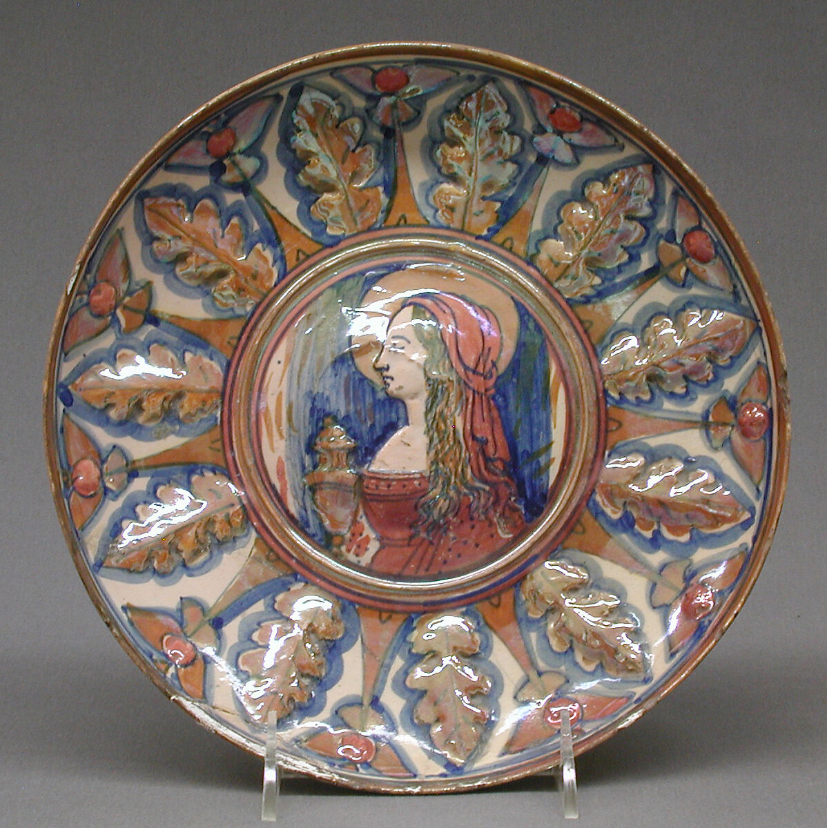 Tazza, Maiolica (tin-glazed earthenware), lustered, Italian, Gubbio 