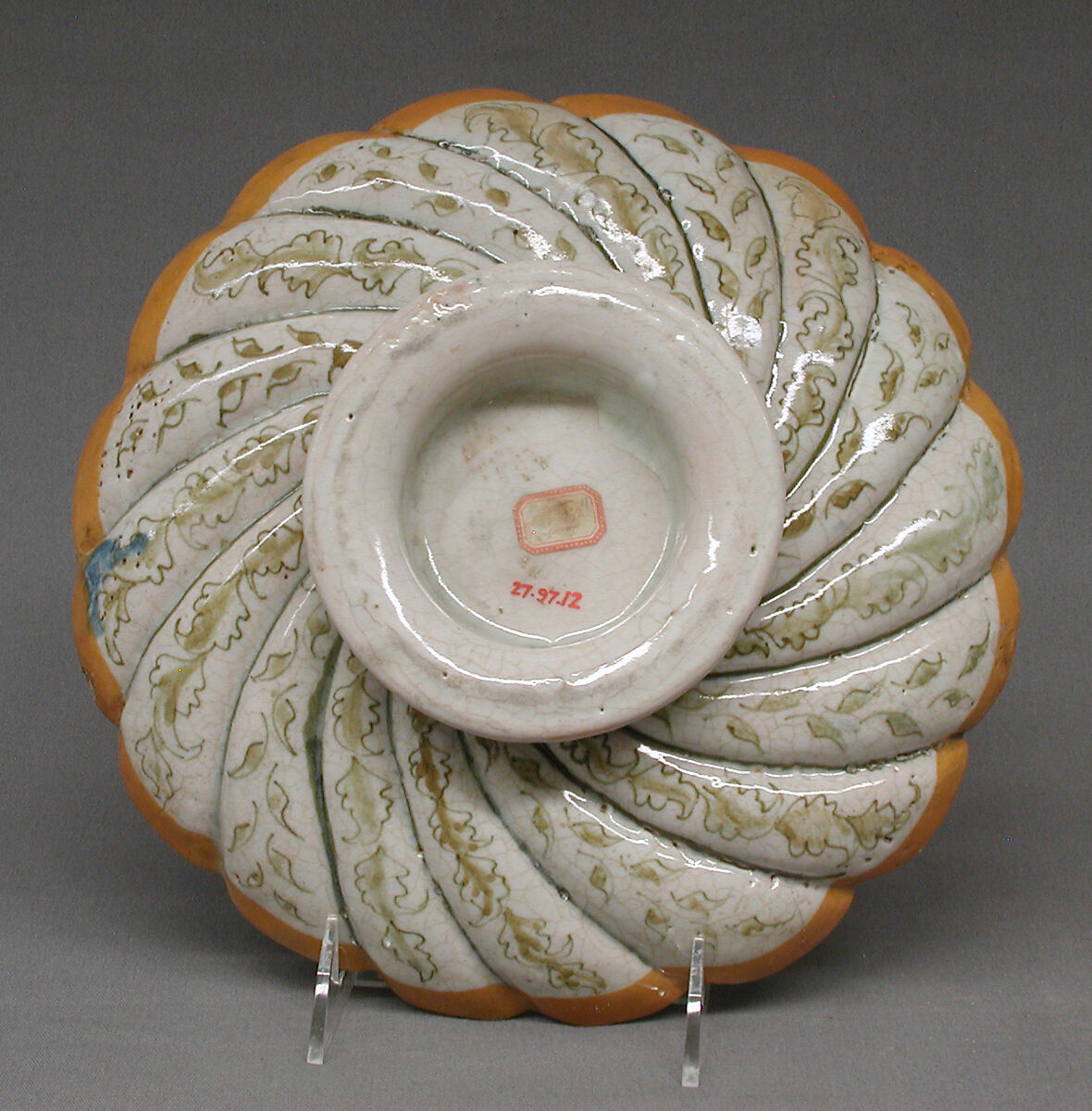 Tazza, Maiolica (tin-glazed earthenware), Italian, Castel Durante