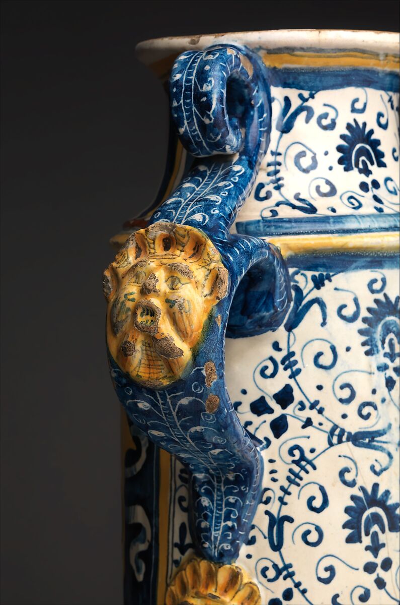 Albarello with arms of Leonardo Buonafede, Maiolica (tin-glazed earthenware), Italian, probably Montelupo