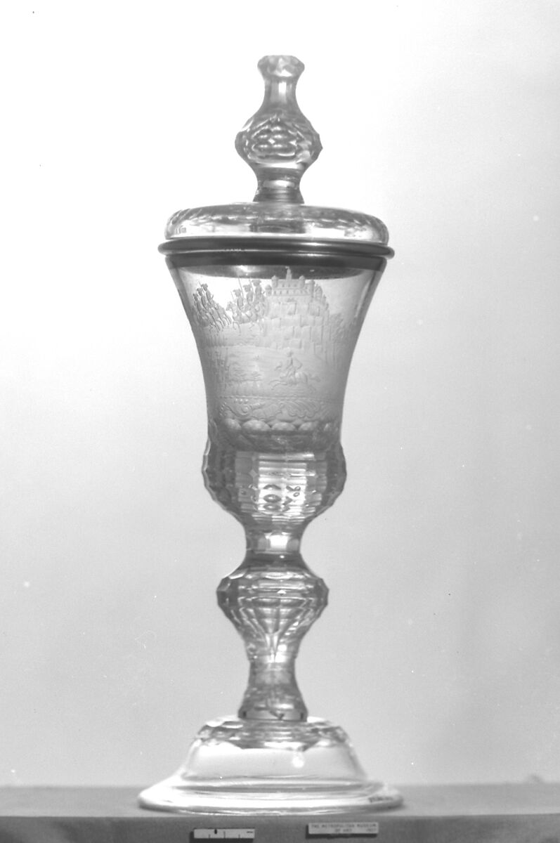 Standing cup with cover, Lauenstein Manufactory (German, established 1701), Glass, German, Hanover (Kalenberg) 