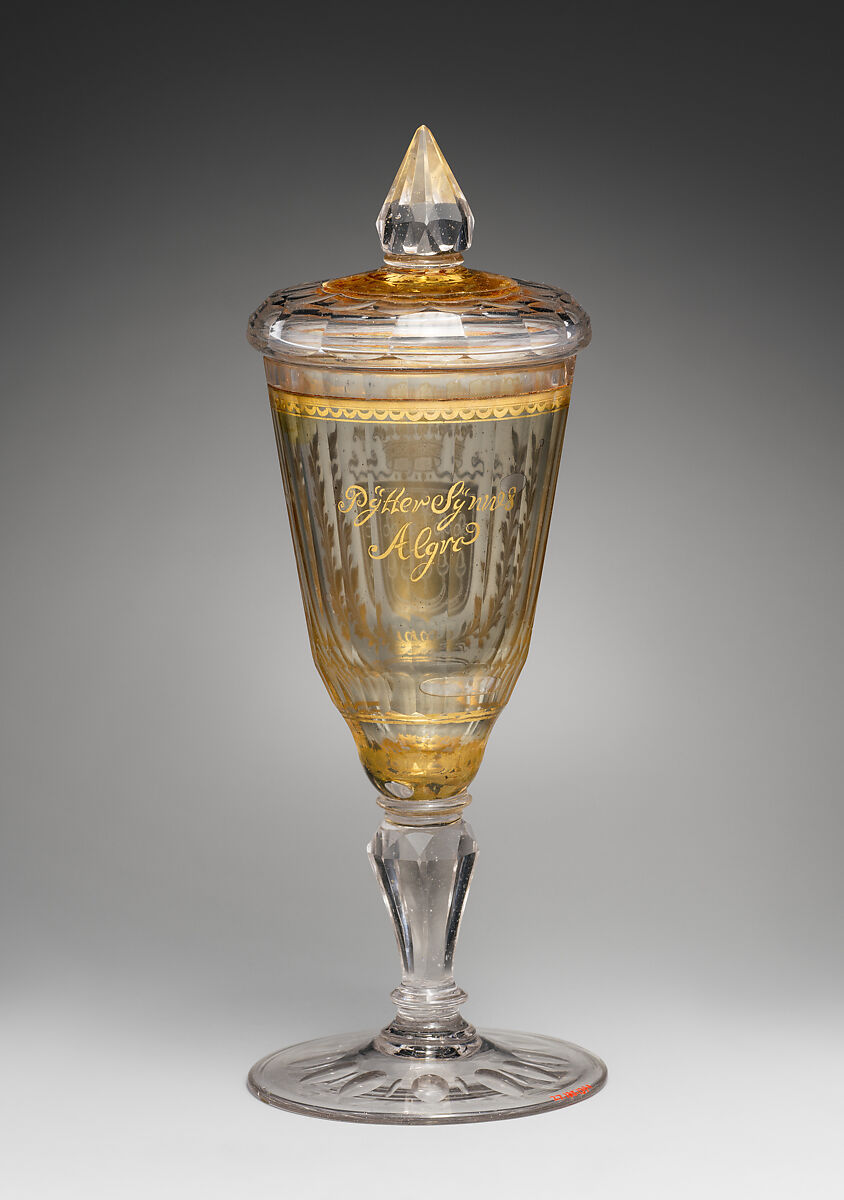 Standing cup with cover with ducal coat-of-arms, Zwischengold glass, Bohemian
