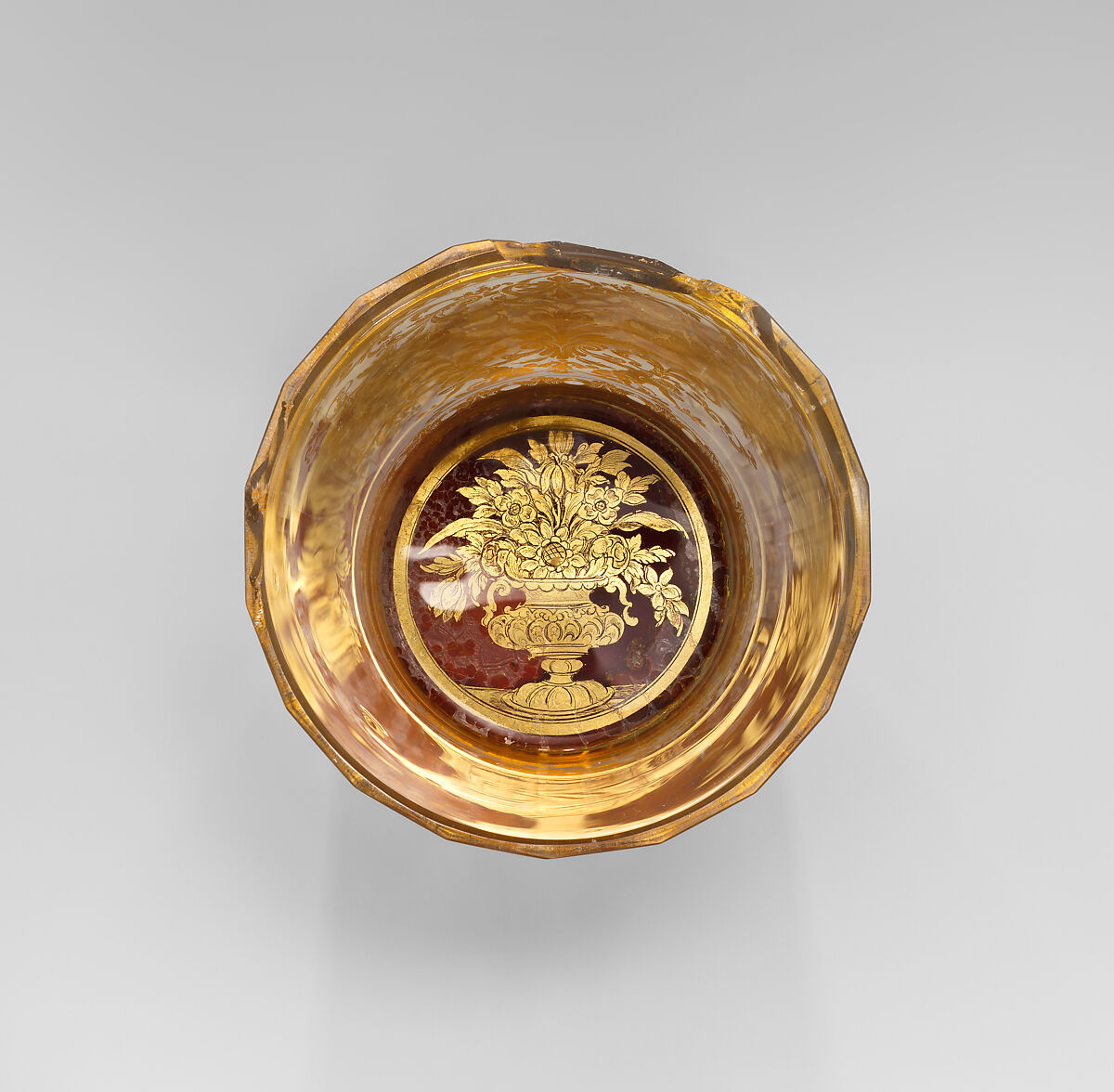 Beaker with cover, Zwischengold glass, Bohemian