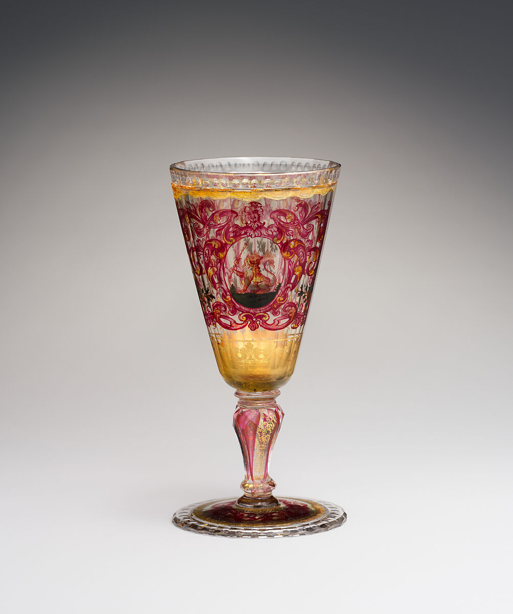 Rinceaux surrounding lion with scepter, Zwischengold glass, Bohemian