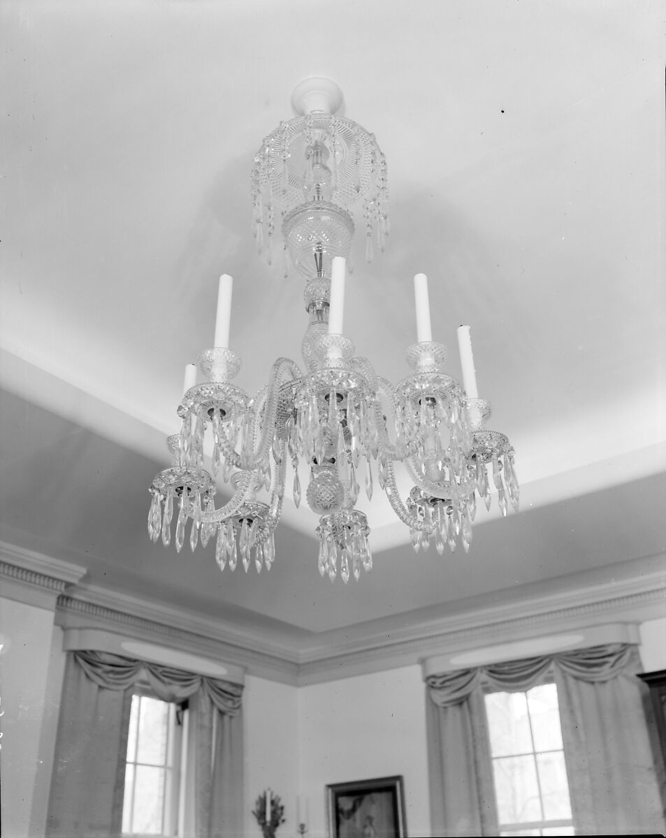 Chandelier, Glass, brass, British or Irish 