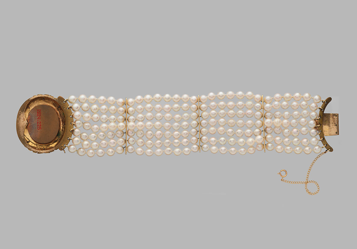 Lover's Eye bracelet, Watercolor and ivory set in a gold case attached to a seven strand pearl bracelet, Probably British