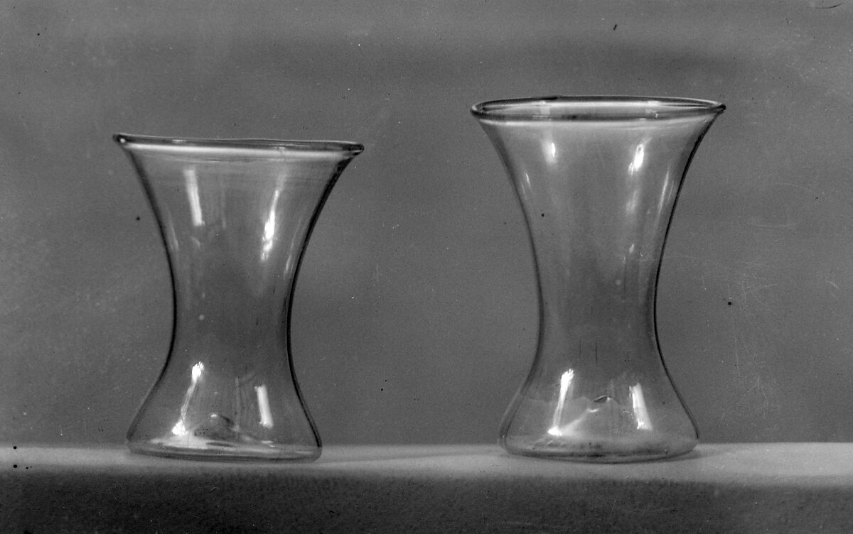 Miniature beaker, Glass, German 
