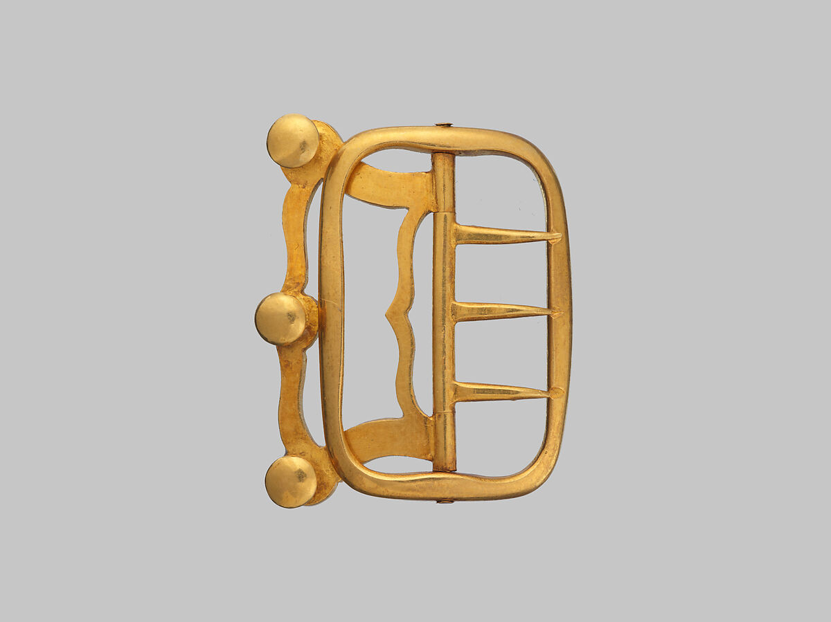 Buckle (a); Avon Box (b), Joseph Richardson Sr. (1711–1784), Gold, American