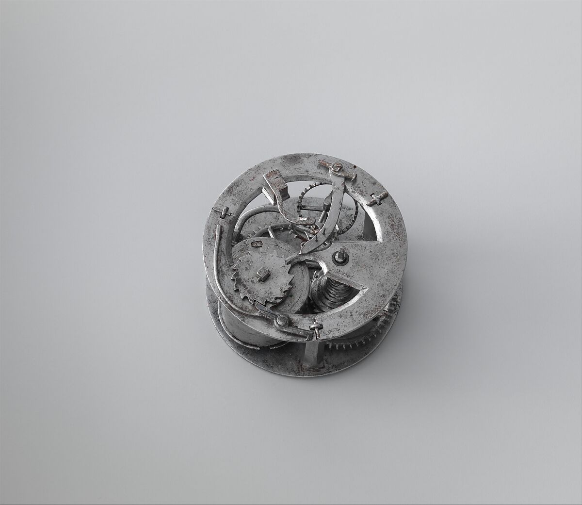 Table clock with skeleton movement, Case and dial: gilded brass; Movement: skeleton-type, iron; gilt bronze, German