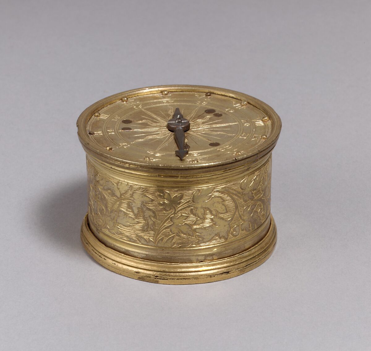 Table clock with skeleton movement, Case and dial: gilded brass; Movement: skeleton-type, iron; gilt bronze, German 