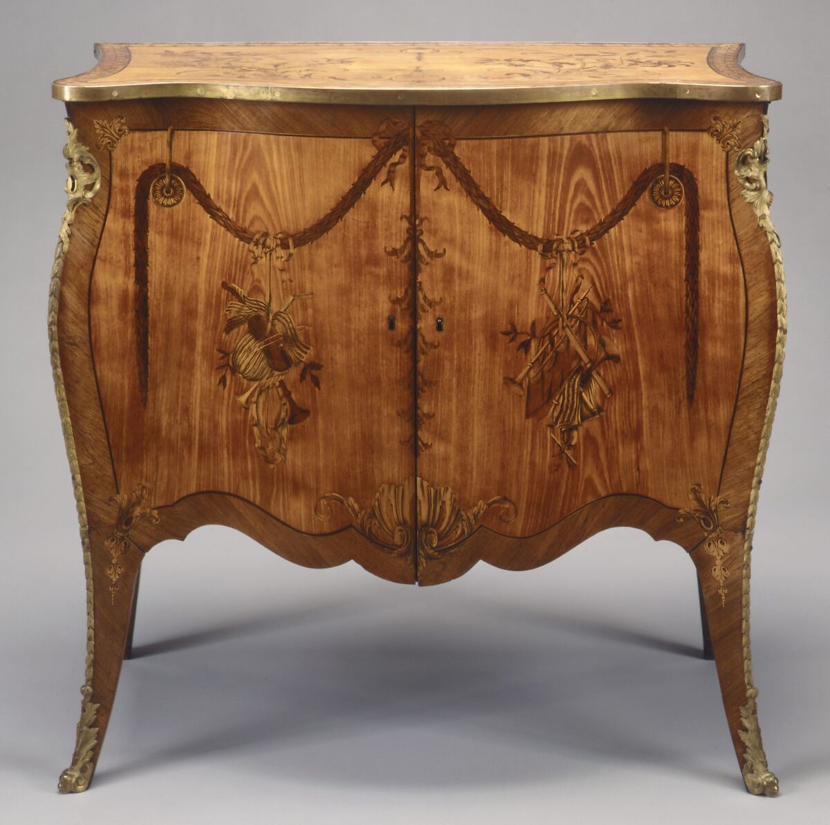 Commode, Mahogany, satinwood, gilt metal, British