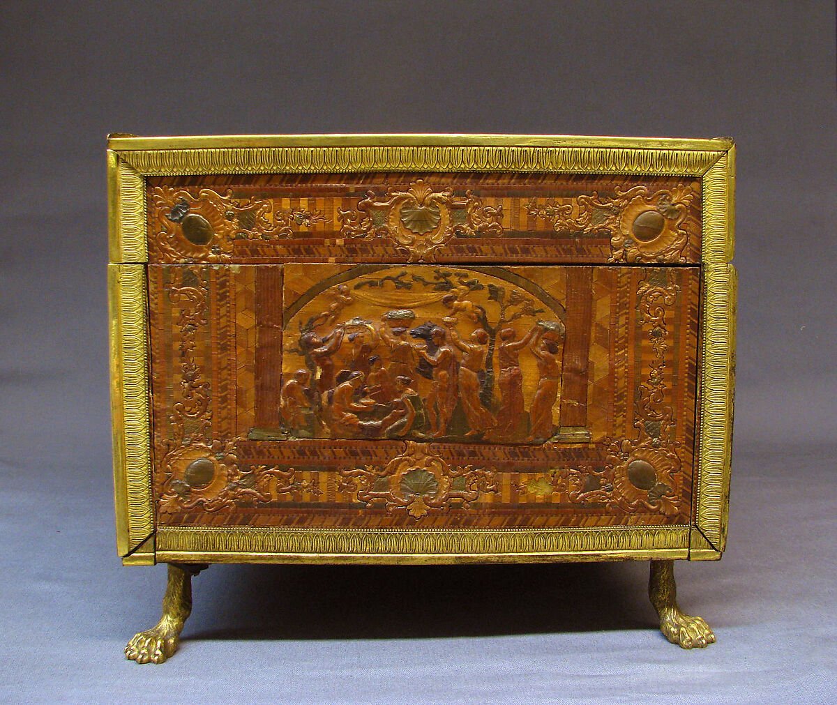 Toilet box, Profile head of Napoleon after an original by Jean-Pierre Droz (French, La Chaux-de-Fonds, Neuchâtel 1746–1823 Paris), Straw on wood, gilt bronze, French