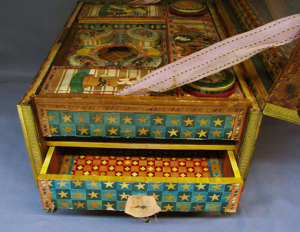 Toilet box, Profile head of Napoleon after an original by Jean-Pierre Droz (French, La Chaux-de-Fonds, Neuchâtel 1746–1823 Paris), Straw on wood, gilt bronze, French