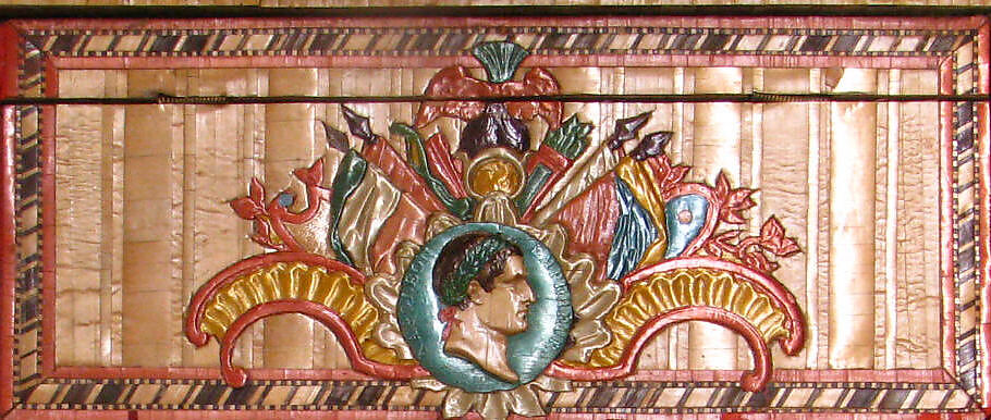 Toilet box, Profile head of Napoleon after an original by Jean-Pierre Droz (French, La Chaux-de-Fonds, Neuchâtel 1746–1823 Paris), Straw on wood, gilt bronze, French