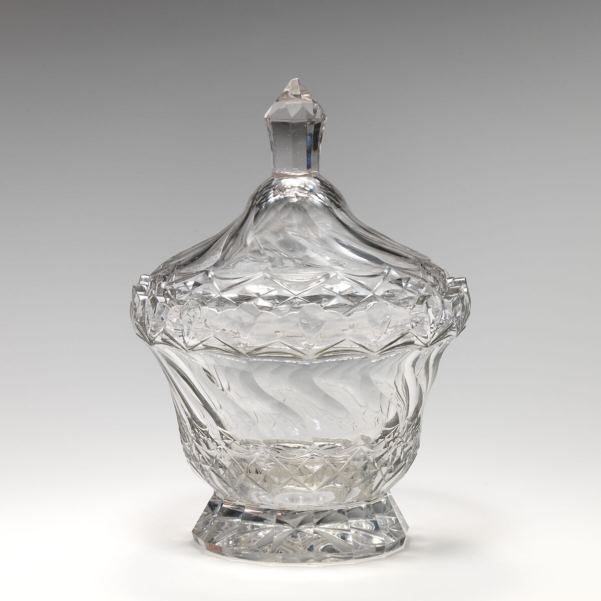Bowl with cover, Glass, British or Continental European 