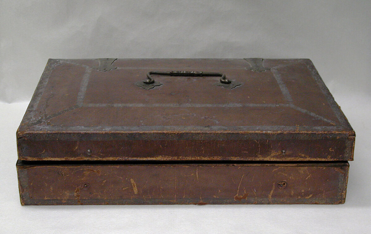 Box (part of a set), Leather, gilt, wood, silk and brass, Southern German 