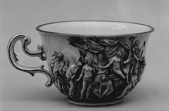 Tea cup (part of a service), Doccia Porcelain Manufactory (Italian, 1737–1896), Hard-paste porcelain, Italian, Florence 